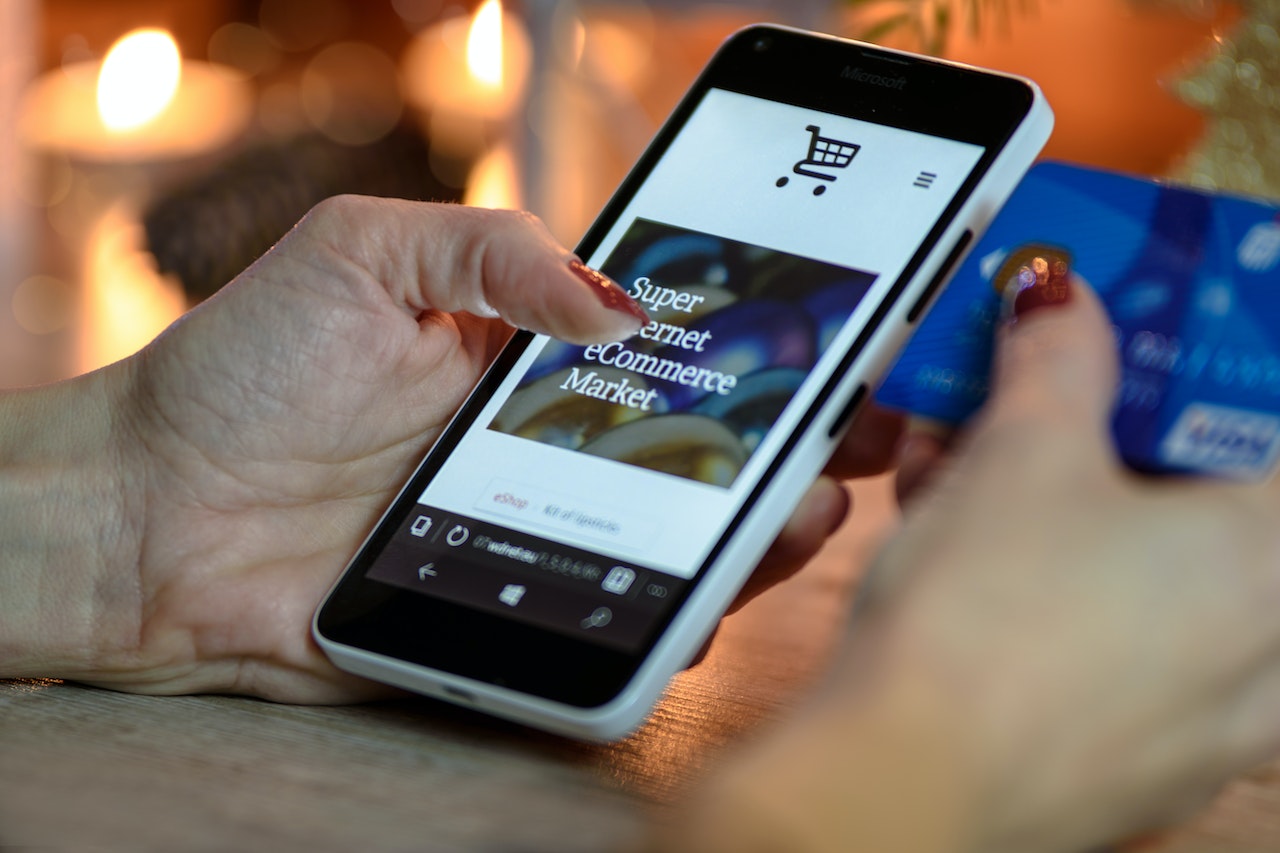 6 Reasons to Consider Outsourcing Order Fulfillment for Your E-Commerce Business