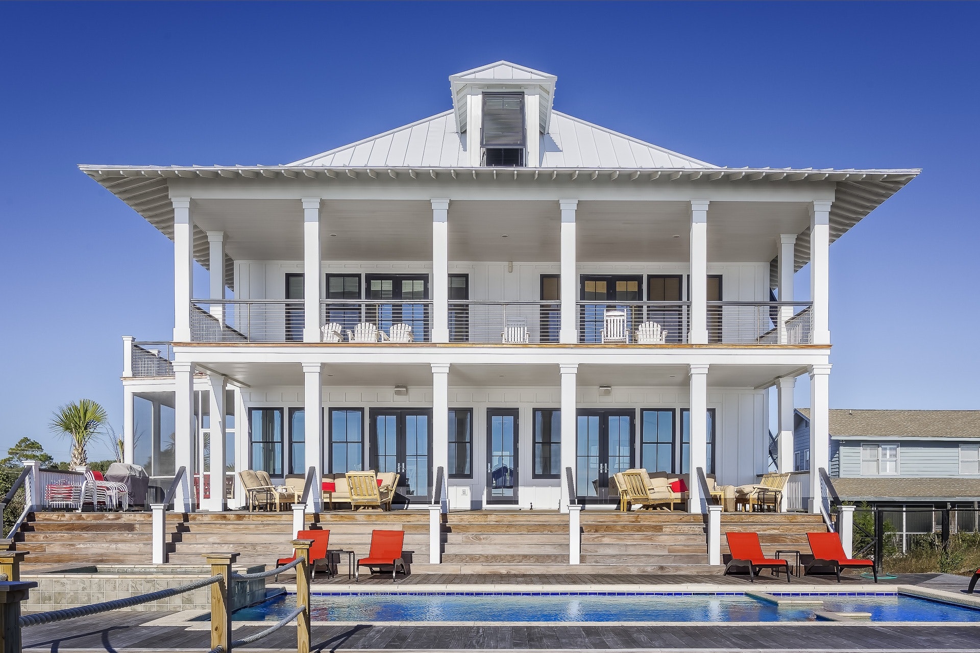 The Ultimate Tips to Dominating the Luxury Real Estate Market
